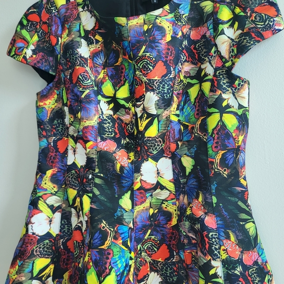 Mooerker Rainbow Butterfly Bell Flare Short Sleeve Dress Ladiss Size Medium - Picture 3 of 11